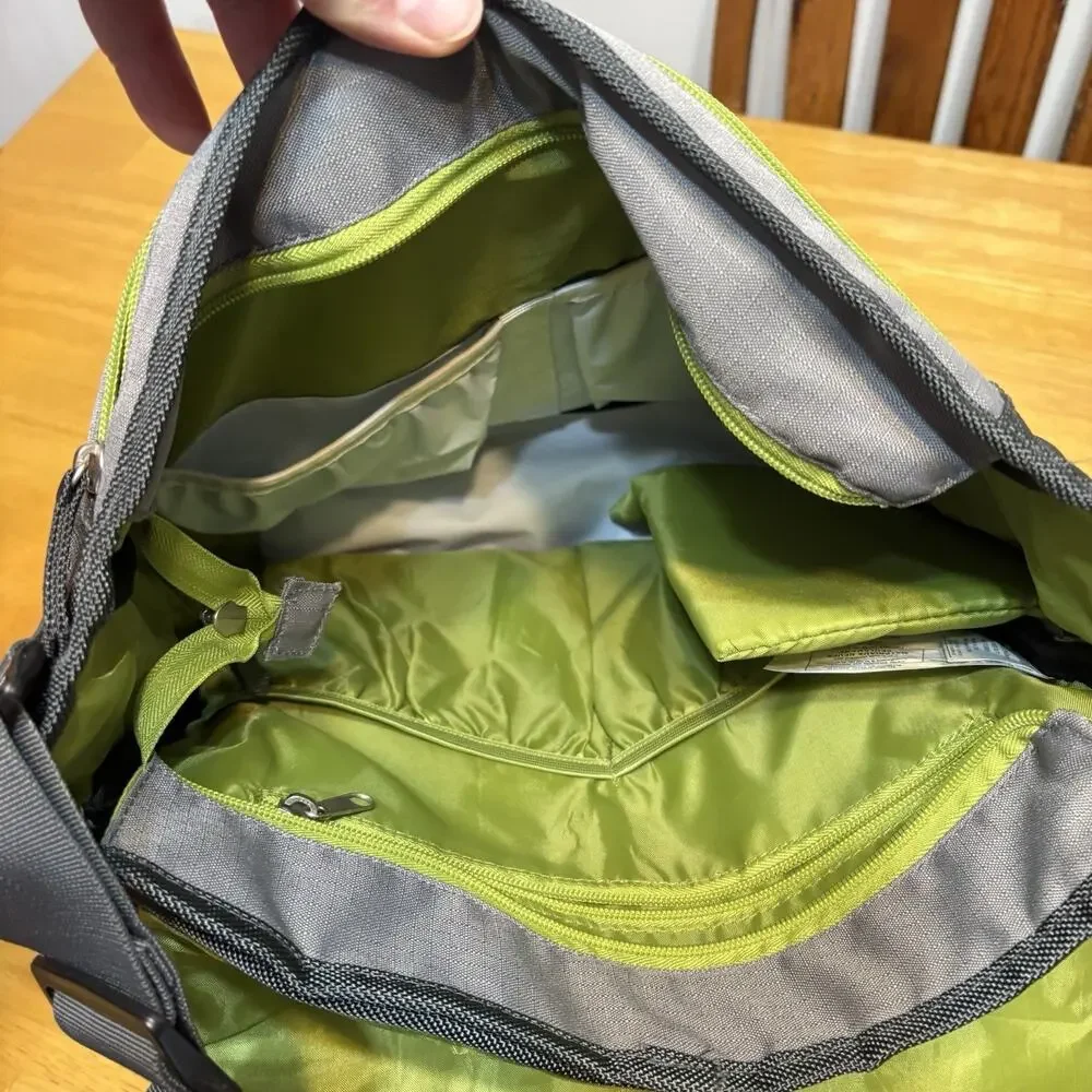 Columbia Messenger Diaper‎ Bag Timeless Travel w Thermal Bottle Chamber Gray F5